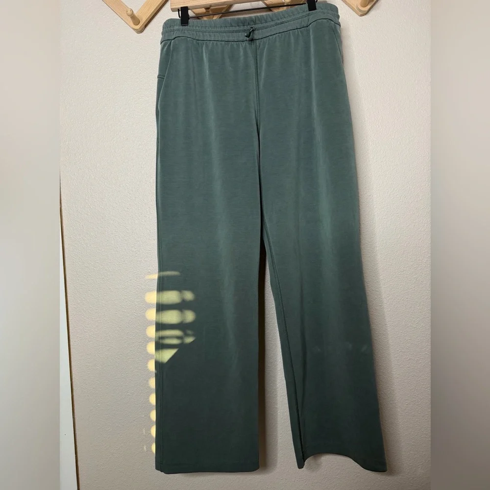 Lululemon Softstreme High-Rise Pant Regular Dark Forest Sz 12